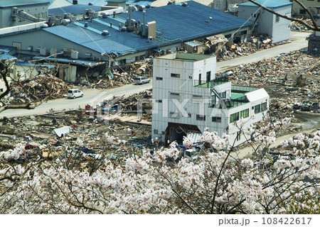 ＜東日本大震災＞石巻、2011年4月26日 108422617