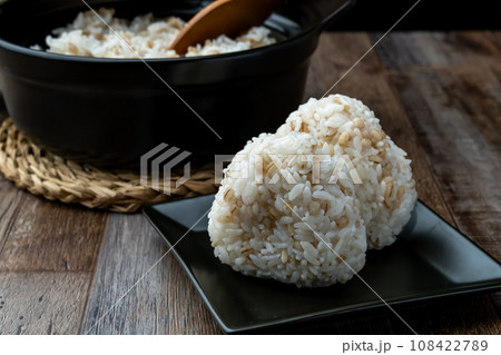 麦ご飯 おにぎり 麦ご飯 おにぎり 108422789