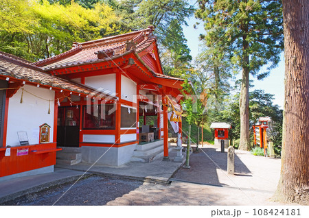 人気観光スポット福岡県の浮羽稲荷神社拝殿 人気観光スポット福岡県の浮羽稲荷神社拝殿 108424181