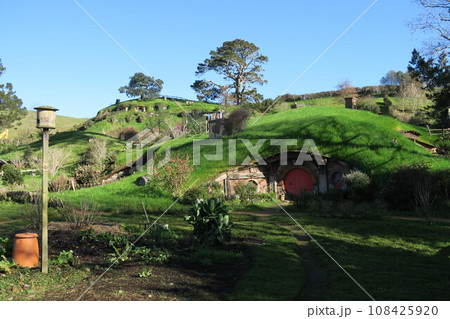 ロード・オブ・ザ・リングのロケ地、ホビット庄 108425920