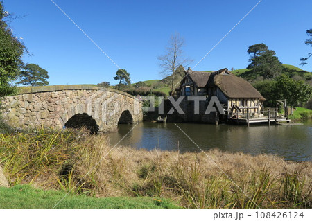 ロード・オブ・ザ・リングのロケ地、ホビット庄の水車小屋 ロード・オブ・ザ・リングのロケ地、ホビット庄の水車小屋 108426124