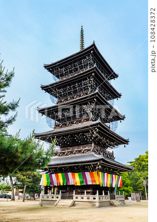 香川 善通寺　五重塔 108428372