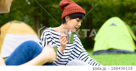 アウトドアなどのイメージカット 108430118