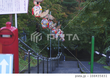 中野もみじ山の踊り子ちょうちん 108435831
