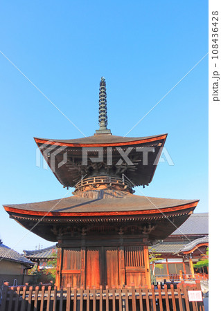 愛知県名古屋市、荒子観音多宝塔の風景 108436428