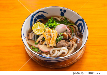 きのこうどん 108437766