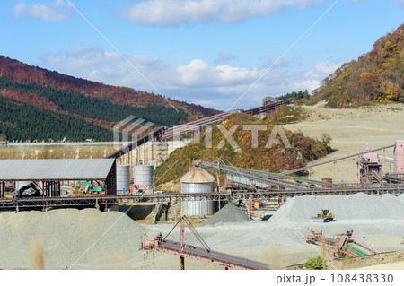 2023年11月成瀬ダム工事現場　上流展望台より　秋田県 108438330