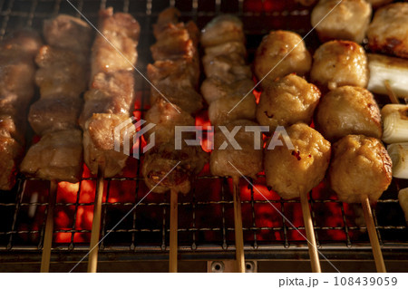 焼き鳥 炭火焼 のイメージ 焼き鳥 炭火焼 のイメージ 108439059