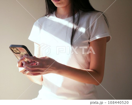 女子 女の子 女児 108440520