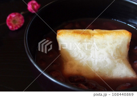 おしること梅の花 108440869