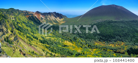 活火山・浅間山と外輪山[改良] 108441400