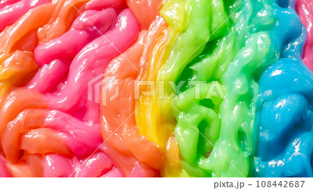 カラフルでネバネバしたスライムの背景 カラフルでネバネバしたスライムの背景 108442687