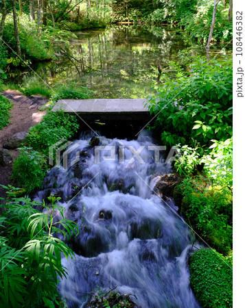 川の流れ 川の流れ 108446382