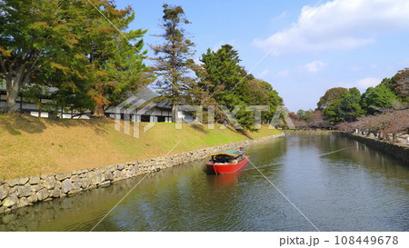 彦根城表門橋からの堀の眺め1 108449678