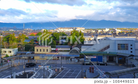 瀬田駅前(土曜日の朝)1 瀬田駅前(土曜日の朝)1 108449815