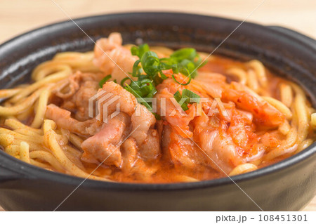 ピリ辛のキムチラーメン 108451301