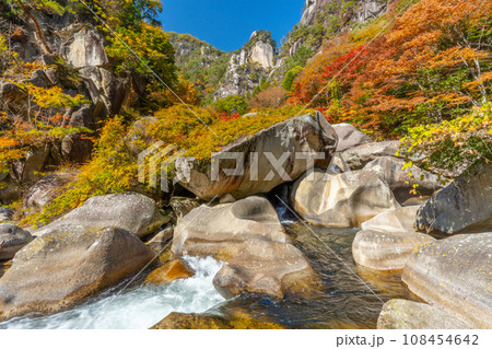 秋の昇仙峡 (山梨県) 秋の昇仙峡 (山梨県) 108454642