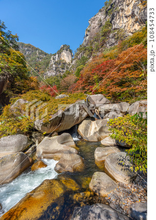 秋の昇仙峡 (山梨県) 秋の昇仙峡 (山梨県) 108454733