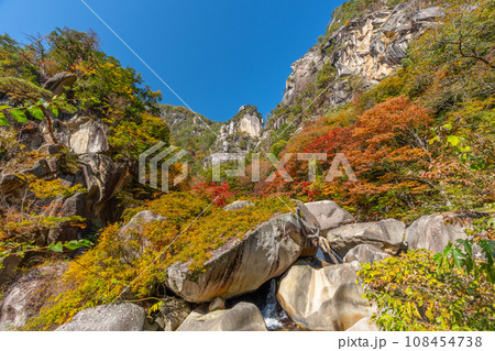 秋の昇仙峡 (山梨県) 秋の昇仙峡 (山梨県) 108454738