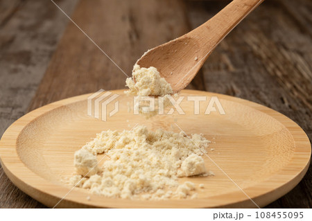 おからパウダー　こぼす 108455095