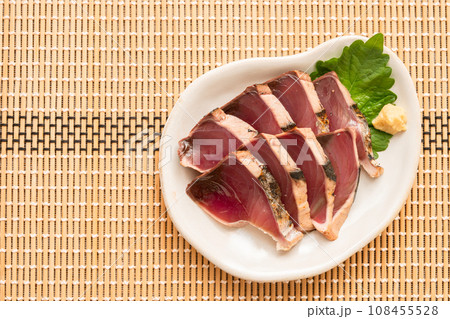 鰹のたたき 108455528