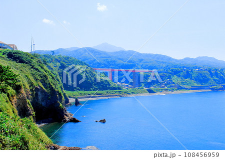 9月の上越の米山崎 9月の上越の米山崎 108456959
