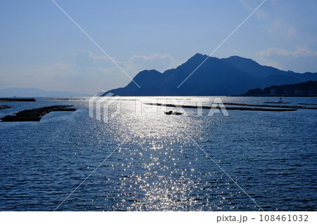 【江田島】光り輝く瀬戸内海 108461032