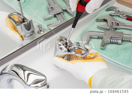 蛇口(水栓)の修理　交換工事 108461585