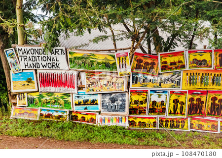 souvenirs for tourists in Africa, Pictures from the local life souvenirs for tourists in Africa, Pictures from the local life 108470180