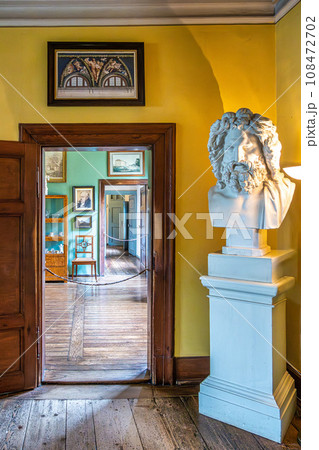 Interior of Johann Wolfgang von Goethe museum in the city of Weimar in Germany Interior of Johann Wolfgang von Goethe museum in the city of Weimar in Germany 108472702