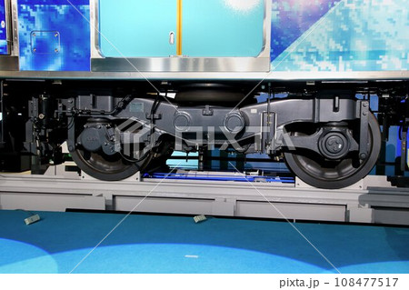 架線は無くても電車は走る!?… 水素式燃料電池駆動試験電車『FV-E991系電車』の台車 108477517