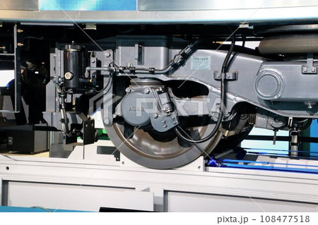 架線は無くても電車は走る!?… 水素式燃料電池駆動試験電車『FV-E991系電車』の台車 108477518
