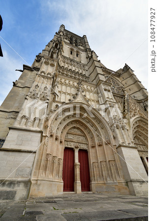 フランス、モー。サン・テティエンヌ大聖堂。2023年5月27日撮影。 108477927