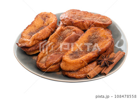 Traditional Christmas Rabanadas 108478558