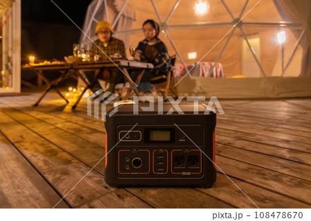 アウトドアで活躍するポータブル電源 アウトドアで活躍するポータブル電源 108478670