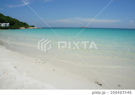 サメット島のビーチ 108483546