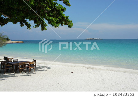 サメット島のビーチ 108483552