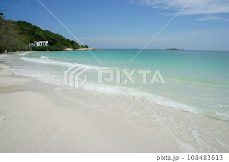 サメット島のビーチ 108483613