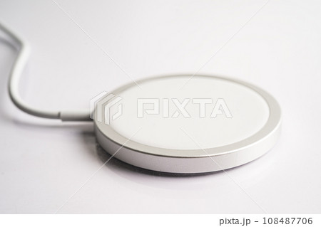 Wireless charger, magnetic charging modern equipment of mobile phone. 108487706