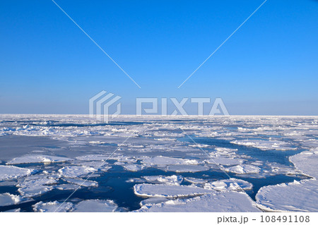 流氷　紋別沖 108491108
