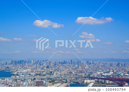 【大阪府】10月・大阪の都市風景《ベイエリア》 108493794