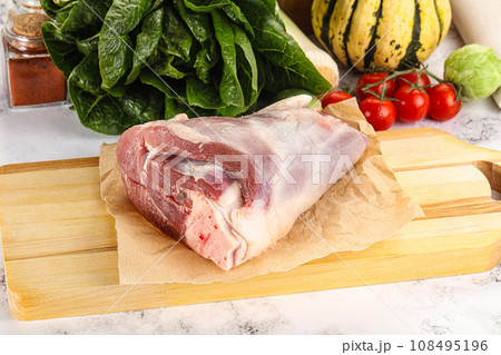 Raw lamb shank for cooking 108495196