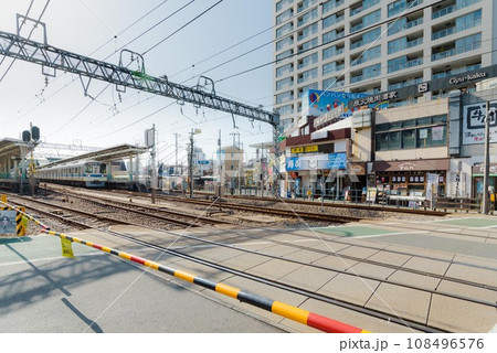 向ヶ丘遊園駅踏み切り 向ヶ丘遊園駅踏み切り 108496576