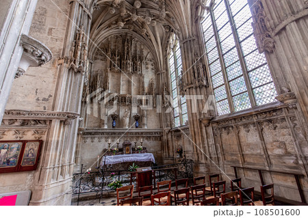 Cathedral of Our Lady, Noyon, France, lateral chapel 108501600