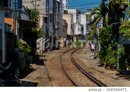 Street - railway.   108508471