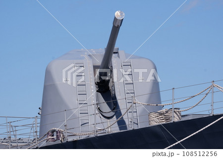護衛艦まきなみの127mm単装速射砲 護衛艦まきなみの127mm単装速射砲 108512256
