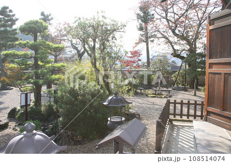 秋の晴れた日の奈良飛鳥寺 秋の晴れた日の奈良飛鳥寺 108514074