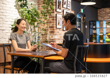 スポーツジム 入会案内 受付 スポーツジム 入会案内 受付 108515827