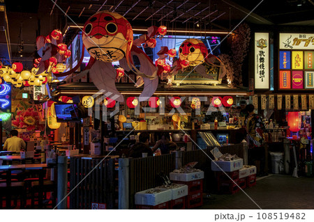 新宿 東急歌舞伎町タワー 2F飲食店街 新宿 東急歌舞伎町タワー 2F飲食店街 108519482