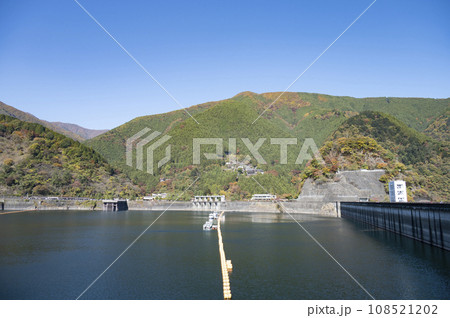 奥多摩湖小河内ダム 108521202